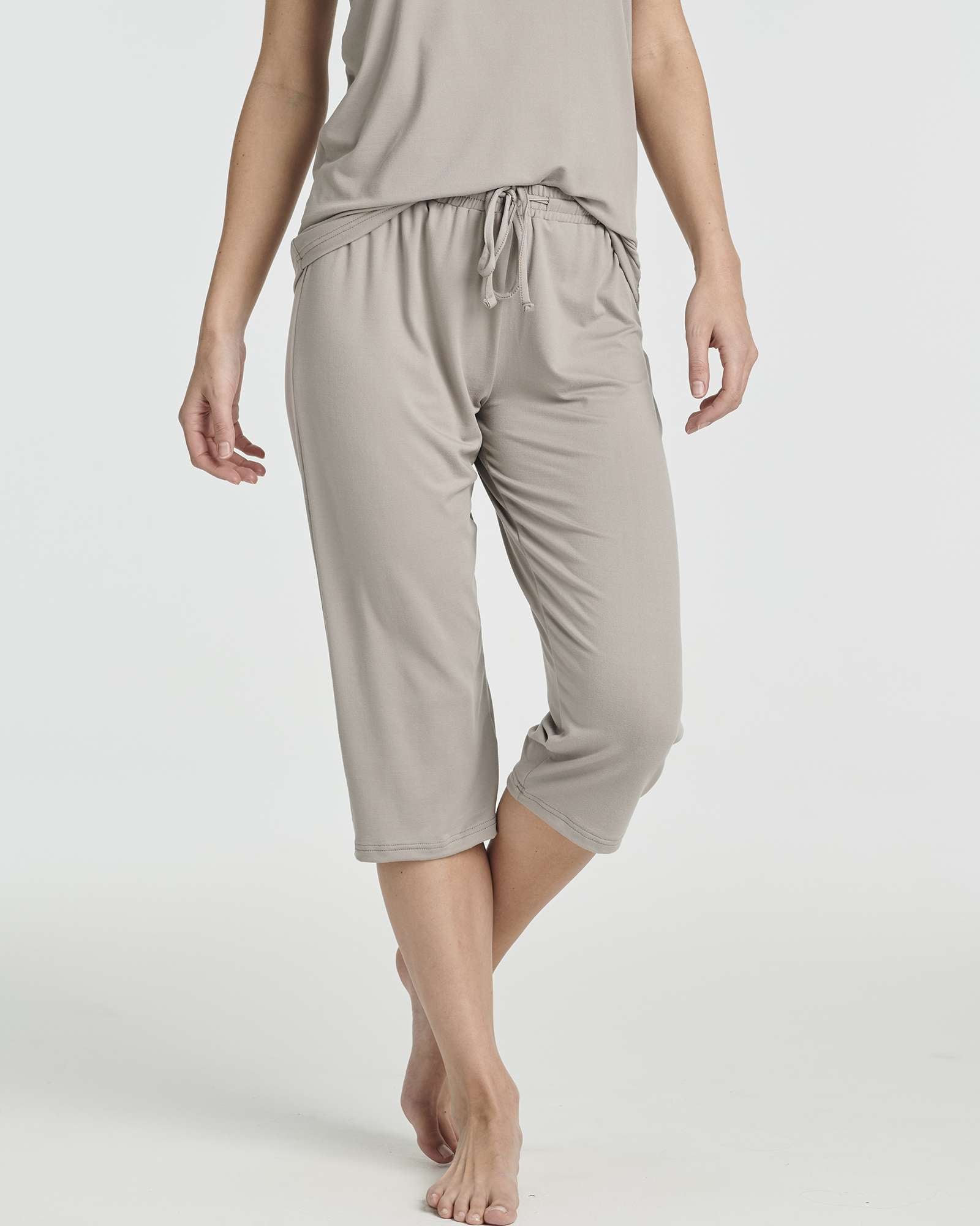 2 Pack: Women's Pajama Set Tank Top and Capri Pants