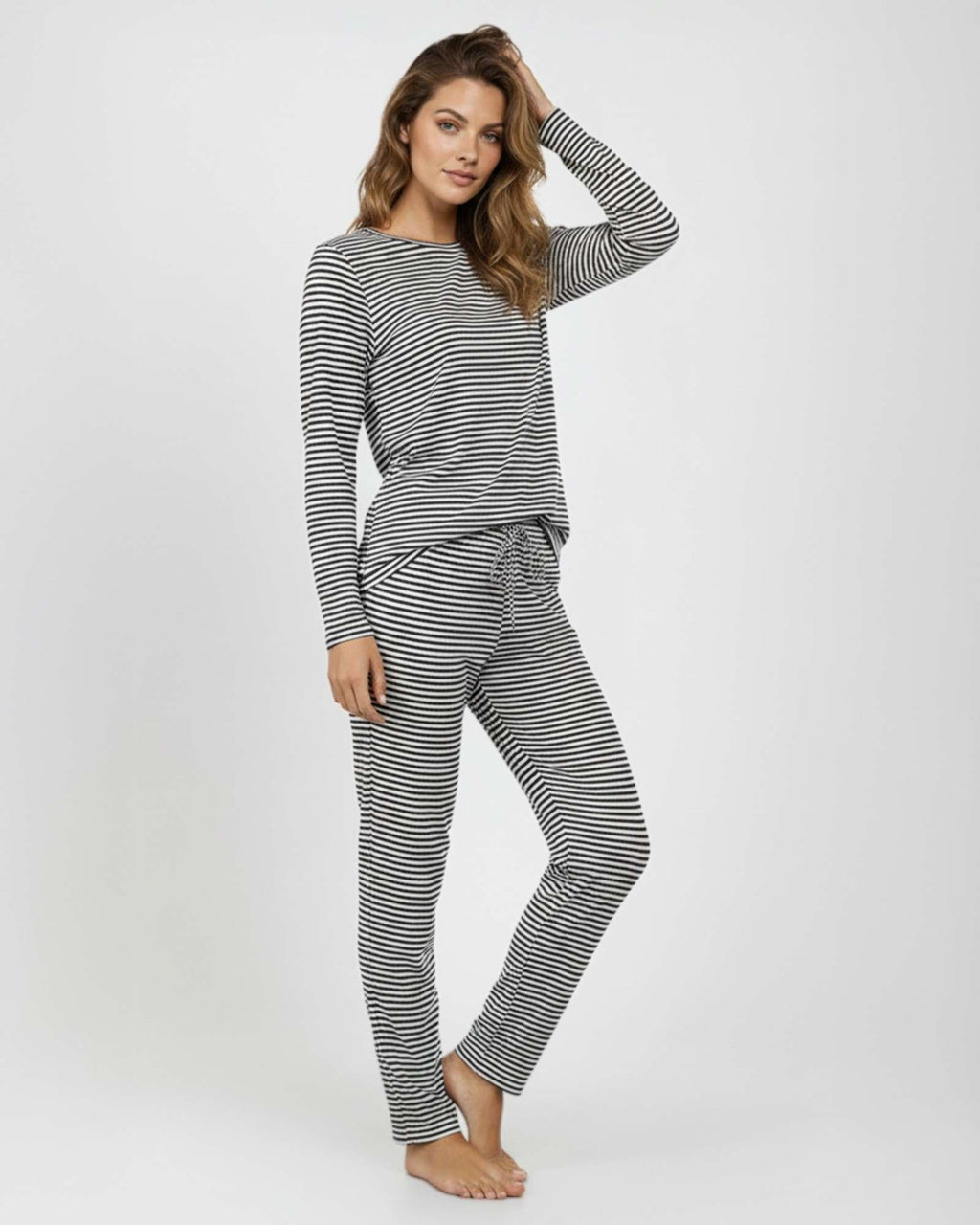 2 Pack: Women’s Pajama Set Super-Soft Long Sleeve Top With Pants