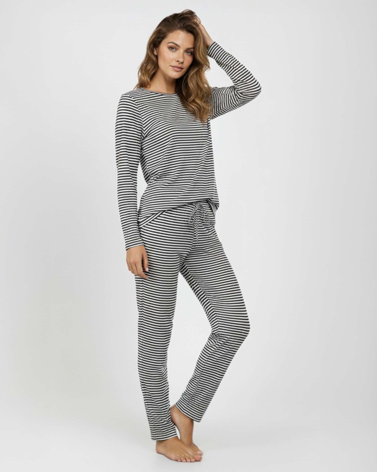 2 Pack: Women’s Pajama Set Super-Soft Long Sleeve Top With Pants