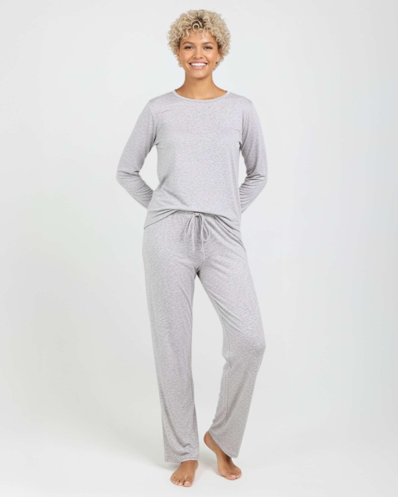 2 Pack: Women’s Pajama Set Super-Soft Long Sleeve Top With Pants